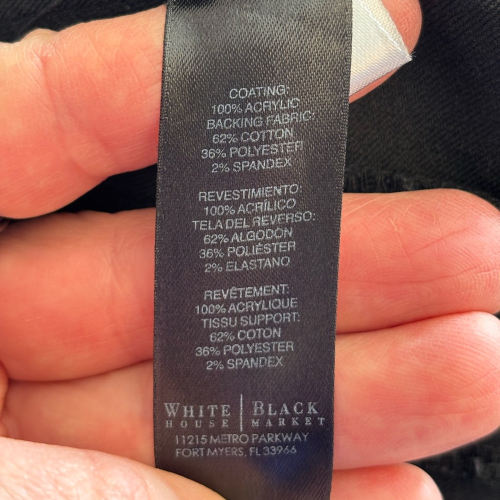 White House Black Market Coated Black Skinny Jens - Picture 7 of 7